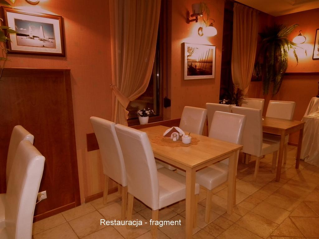 Aparthotel Mikołajki Buitenkant foto